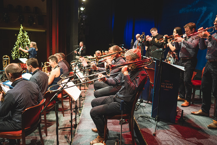 Kolínský Big Band, Vánoce a swing